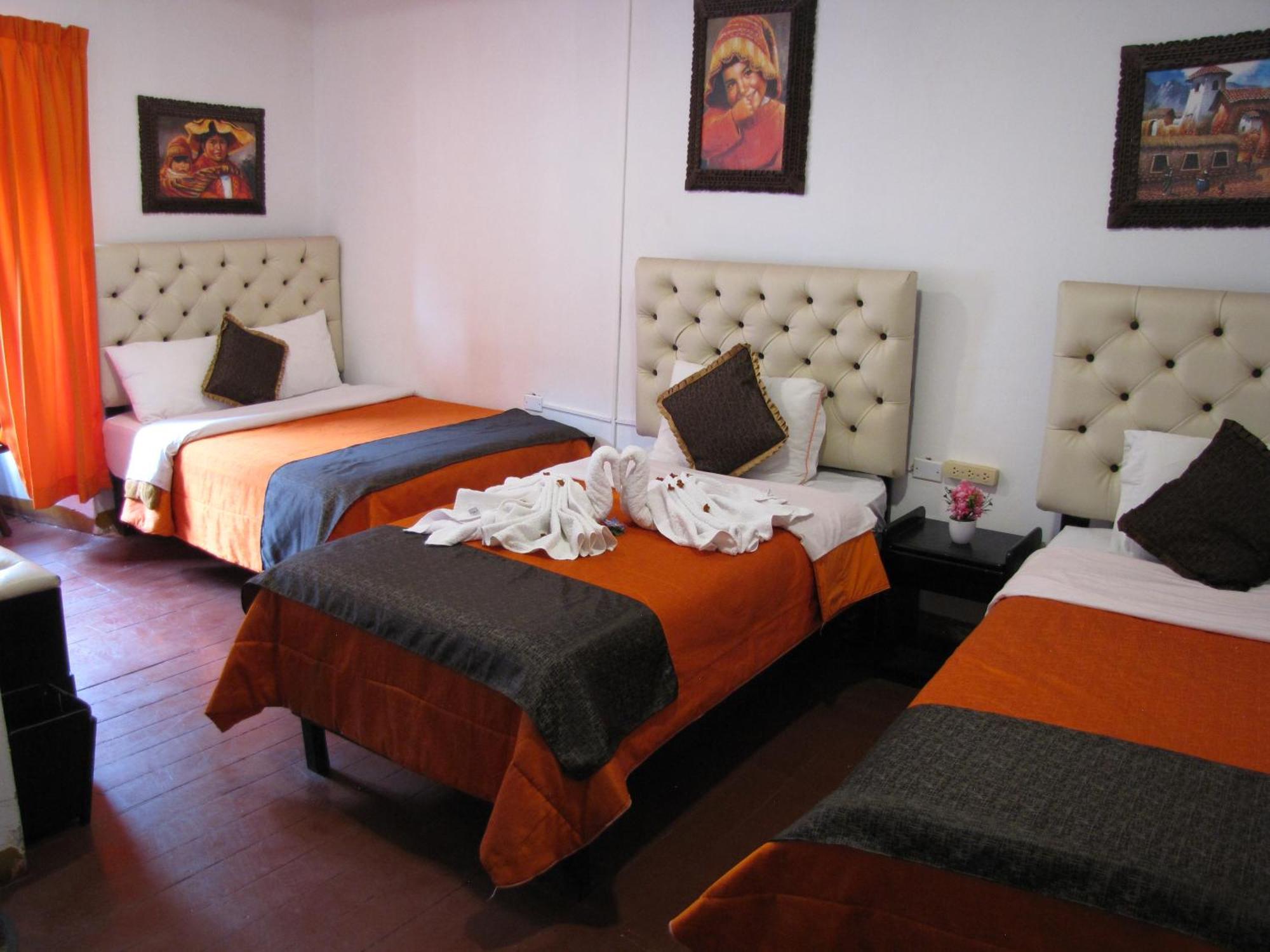 Imperial Golden House Inn กุสโก ภายนอก รูปภาพ