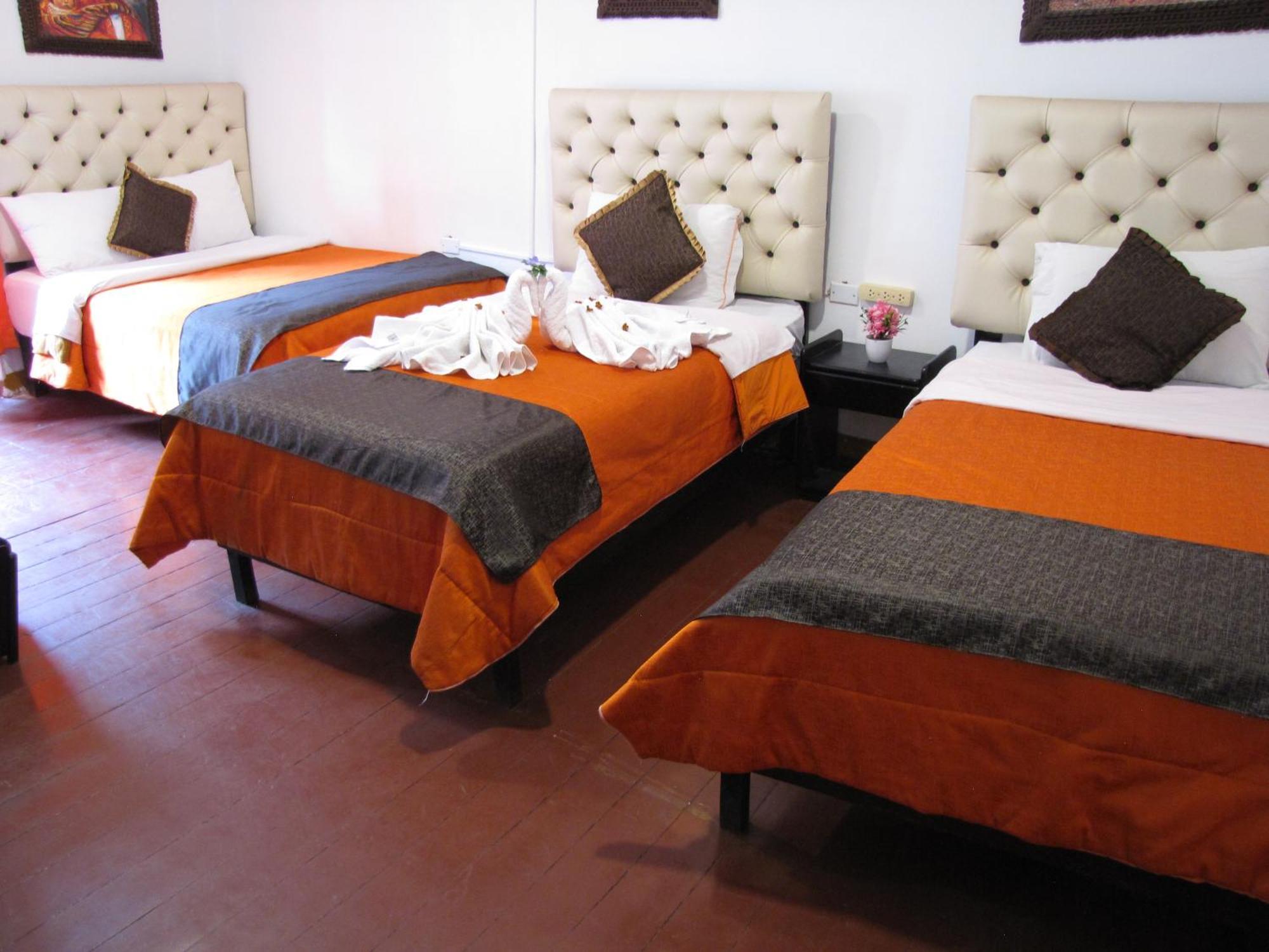 Imperial Golden House Inn กุสโก ภายนอก รูปภาพ