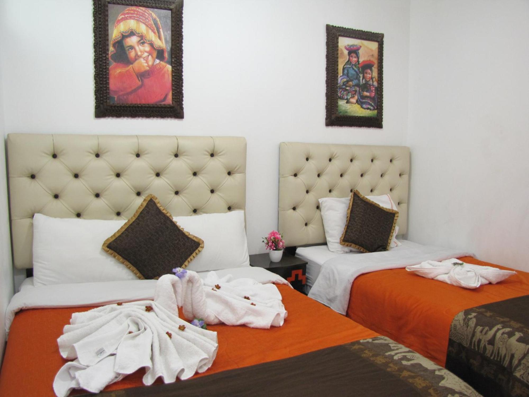 Imperial Golden House Inn กุสโก ภายนอก รูปภาพ